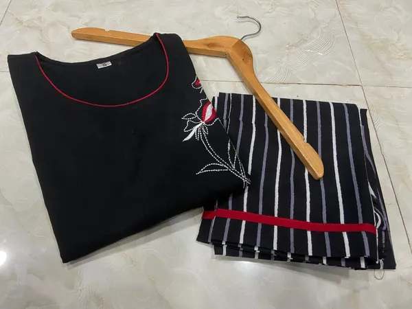 Black_Cotton_Kurta_&_Pant_Set