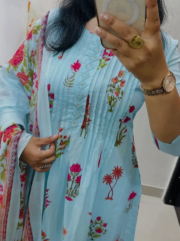 Cotton_Printed_Kurta_With_Pant_&_Dupatta_Set__.
