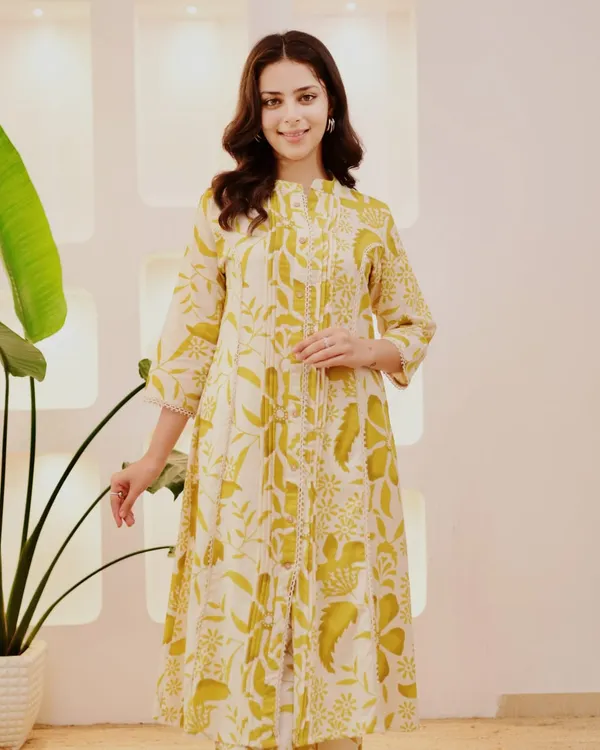 Cotton_Printed_Kurta_&_Pant_Set__.