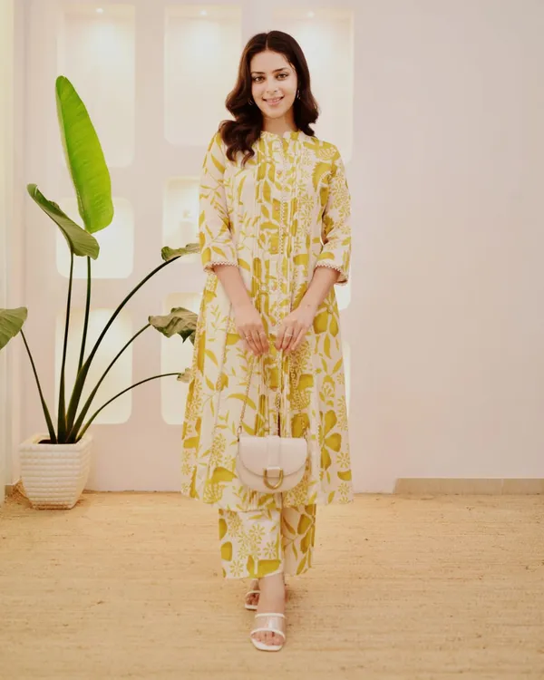 Cotton_Printed_Kurta_&_Pant_Set__.