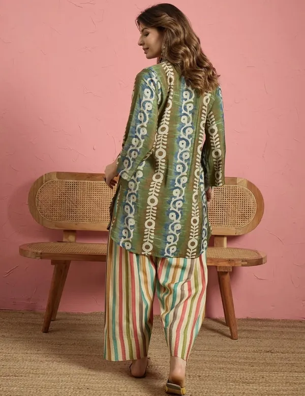 Cotton_Printed_Kurta_&_Pant_Set__.