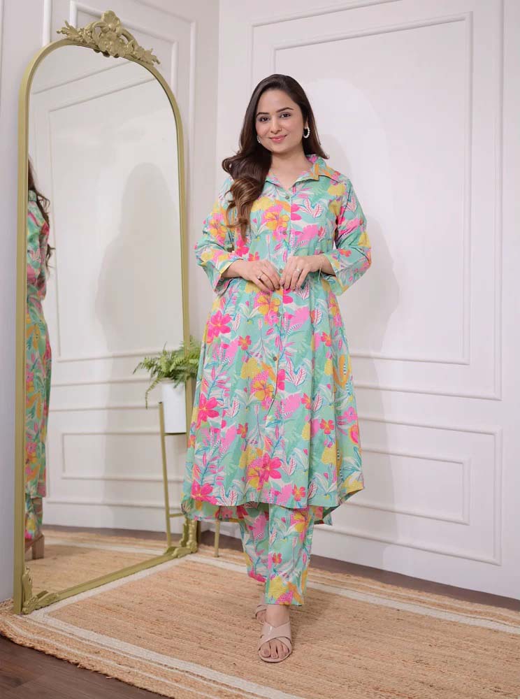 Chokhi_Bandhni_Women's_Cotton_Printed_A-line_Kurta_and_Pant_Set