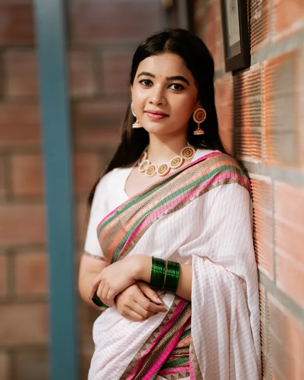 Anuradha_White_Narayanpet_Pure_Cotton_Sarees
