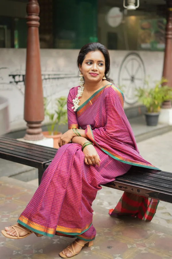 Ashwini_Checked_Pattern_Pure_Cotton_Saree