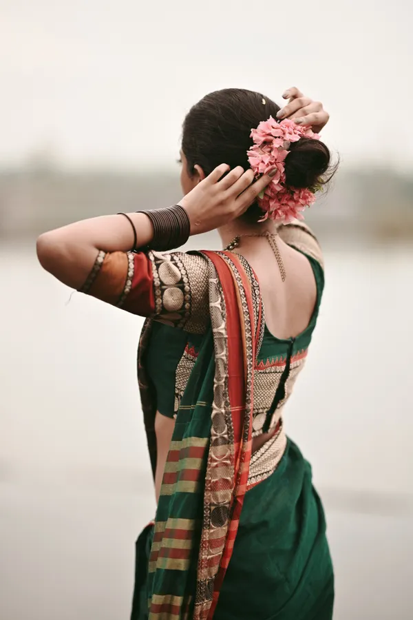 Bottle_Green_Rukmini_Narayanapet_Pure_Cotton_saree