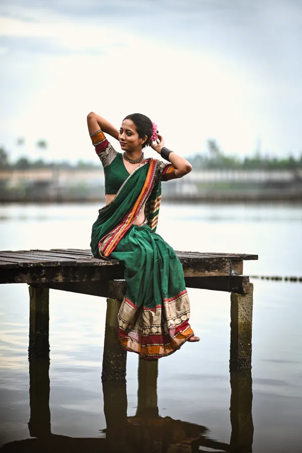 Bottle_Green_Rukmini_Narayanapet_Pure_Cotton_saree