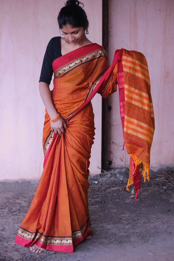Dark_orange_Elephant_Print_Narayanpet_Pure_Cotton_saree