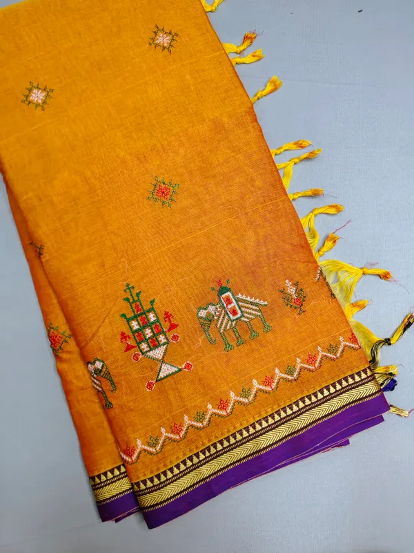 Deep_Gold_kasuti_Embroidered_Narayanapet_Pure_Cotton_saree