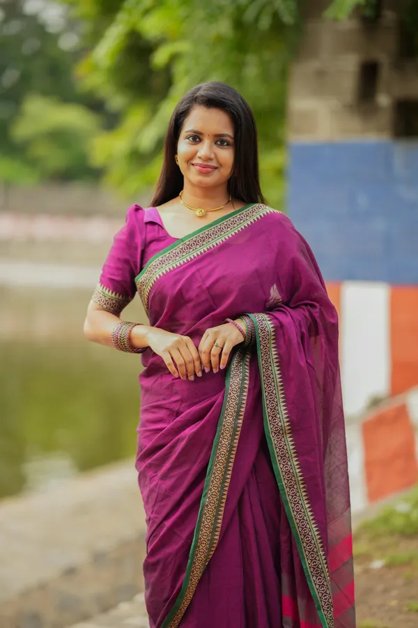 Dimond_Magenta_Narayan_Peth_Pure_Cotton_Saree