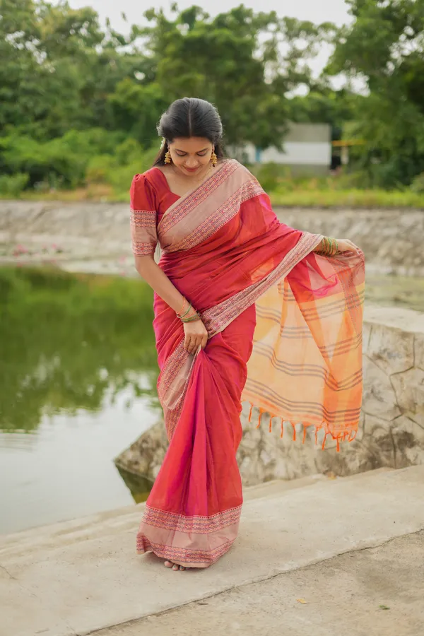 Dual_Shaded_Orangish_Pink_Madhuri_Narayanpet_Pure_Cotton_Saree