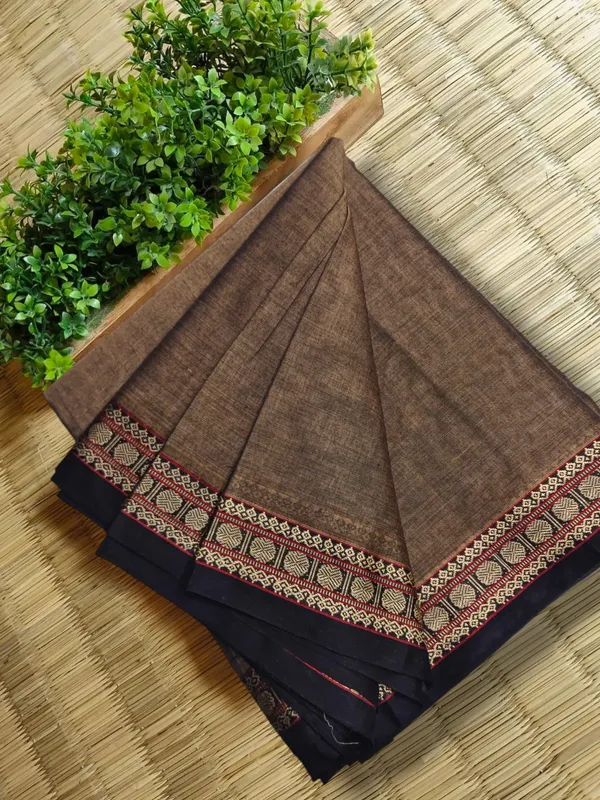 Shraddha_Biege_Exclusive_Narayanpet_Pure_Cotton_saree_with_Running_blouse_piece_(Same_as_saree)