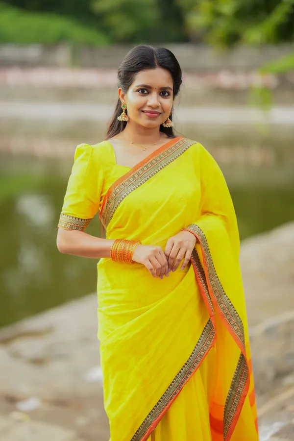Goutami_Yellow_Narayan_Peth_Pure_Cotton_Saree