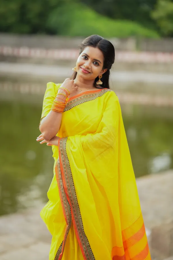 Goutami_Yellow_Narayan_Peth_Pure_Cotton_Saree