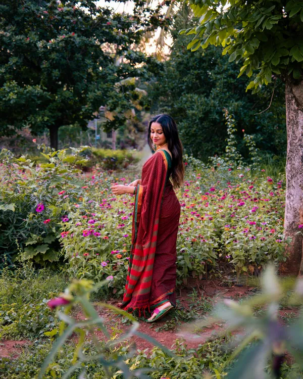 Maroon_Ashwini_Checked_Pattern_Narayanpet_Pure_Cotton_saree