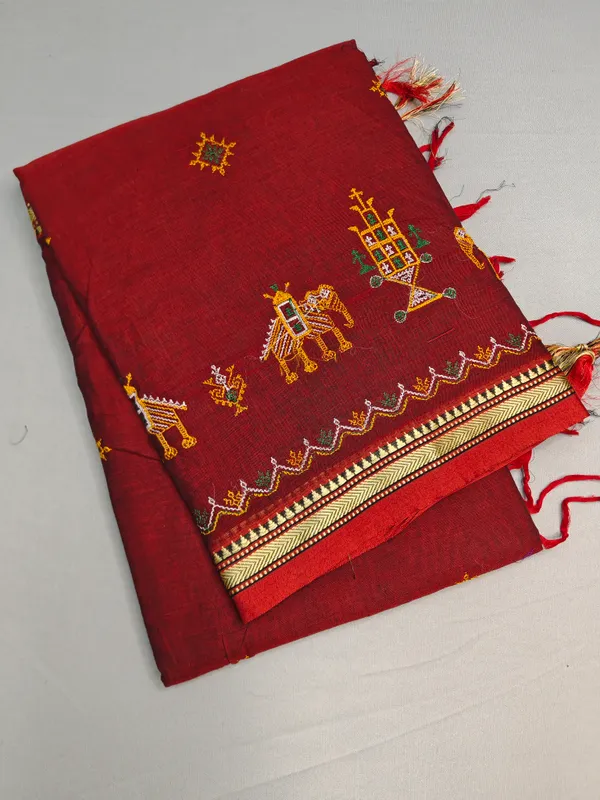 Maroon_Kasuti_Embroidered_Narayanapet_Pure_Cotton_saree
