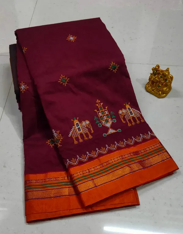 Maroon_ilkal__Kasuti_Work_Acrylic_Cotton_saree
