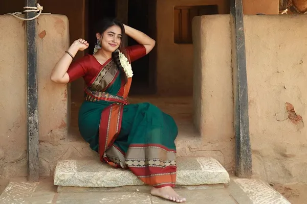 Rukmini_Bottle_green_Narayanpet_Pure_cotton_saree