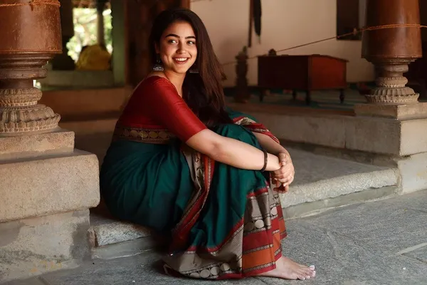 Rukmini_Bottle_green_Narayanpet_Pure_cotton_saree