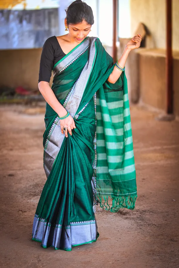 Sahitya_Bottle_green_Narayanpet_Pure_Cotton_saree