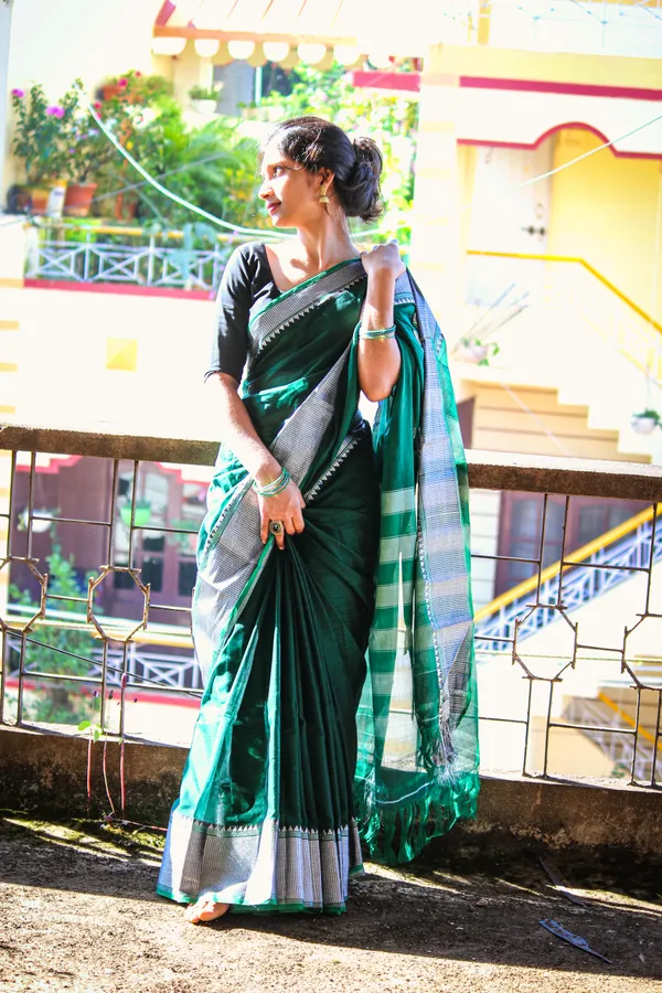 Sahitya_Bottle_green_Narayanpet_Pure_Cotton_saree