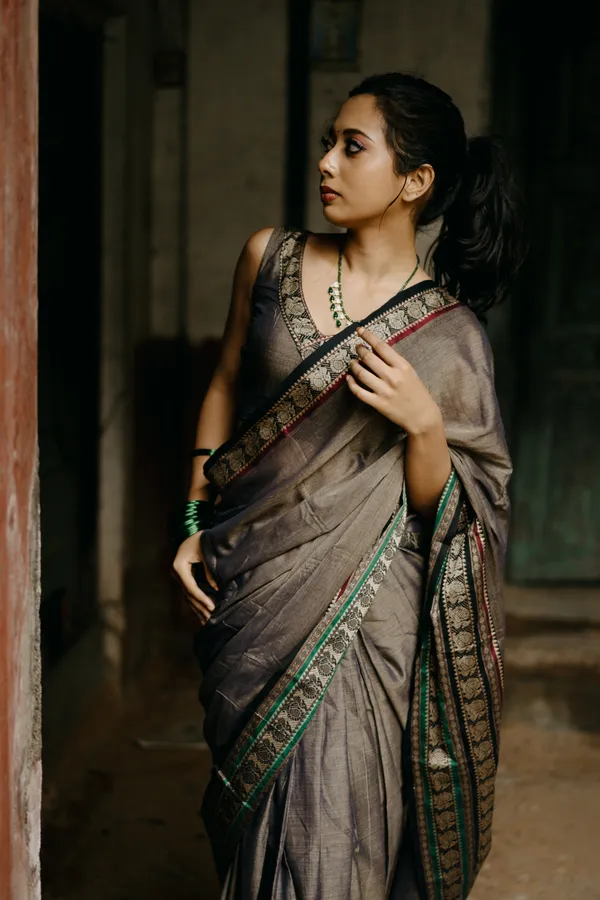 Shravvya_Beige_Narayanpet_Pure_Cotton_Saree