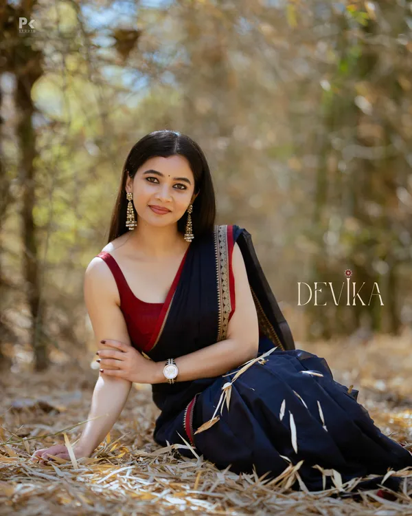 Steel_Grey_Mayuri_Exclusive_Devika_Cotton_Saree