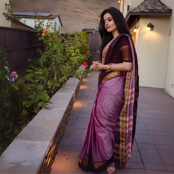 Elephant_Border__100%_Pure__Narayanpet_Cotton_saree_with_Running_blouse_piece