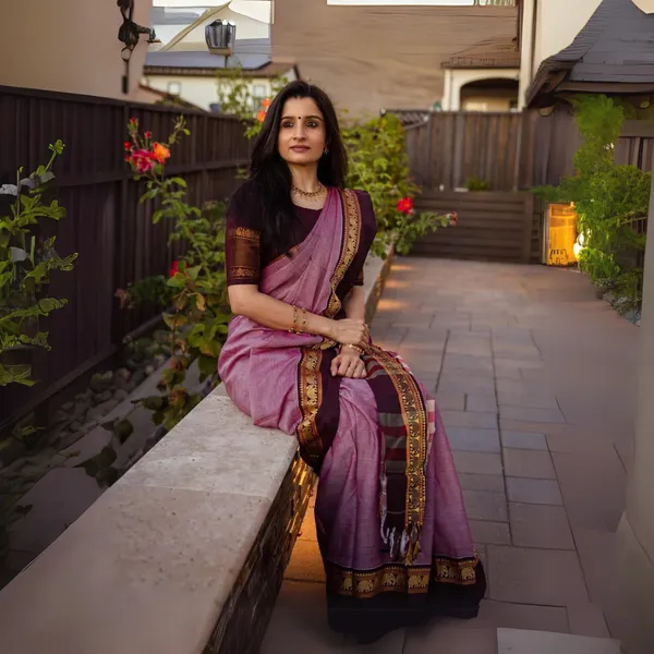 Elephant_Border__100%_Pure__Narayanpet_Cotton_saree_with_Running_blouse_piece