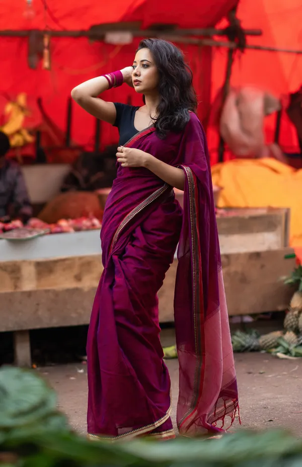 Magenta_Ashwini_Narayanpeth_Pure_Mercerised_cotton_Handloom_Saree_With_Running_Blouse_Piece_(Same_as_saree)