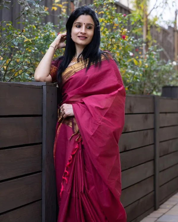 Dhanashir_Rani_pink_Narayanpeth_Pure_cotton_saree_with_Running_blouse_piece_(Same_as_body)