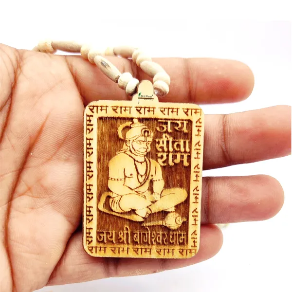 Wooden_Carving_Hanuman_ji_Pendant_with_Tulsi_Kanthi_Mala_(Hanu.M.T1)