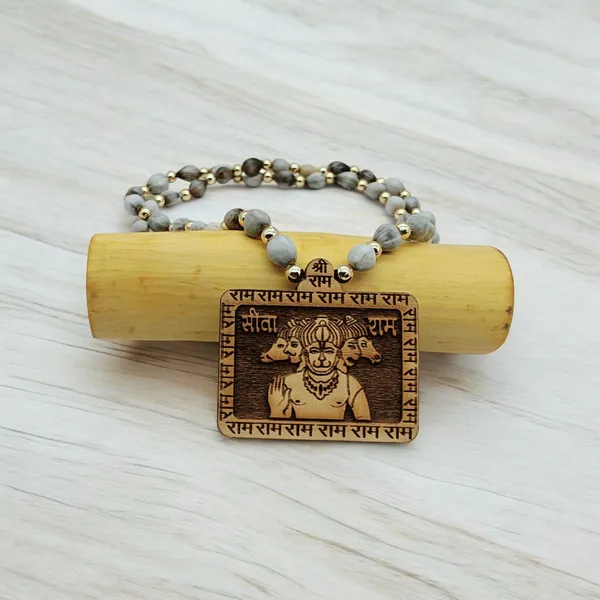 Wooden_Carving_Five_Face_Hanuman_ji_Pendant_with_Vaijayanti_Mala_(5F.H.vj)