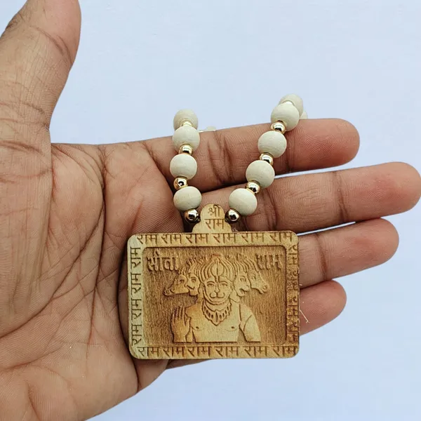 Wooden_Carving_Five_Face_Hanuman_pendant_with_White_Beads_Mala_(5F.H.WW)