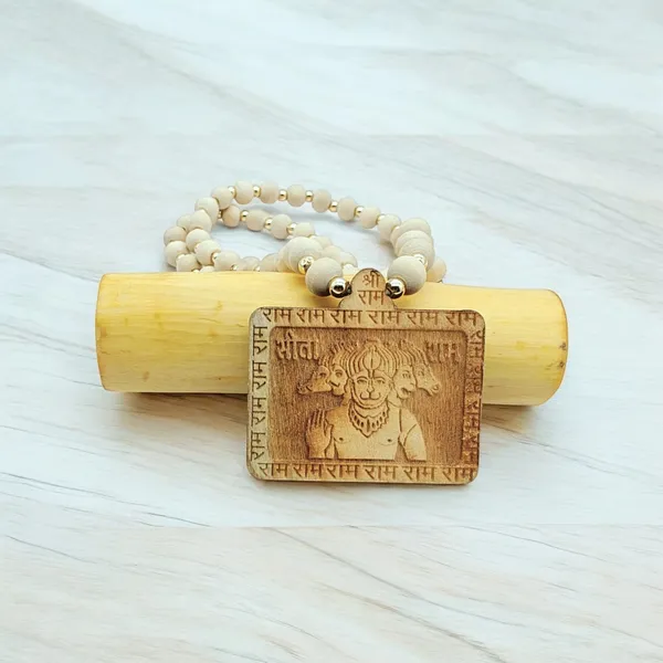 Wooden_Carving_Five_Face_Hanuman_pendant_with_White_Beads_Mala_(5F.H.WW)