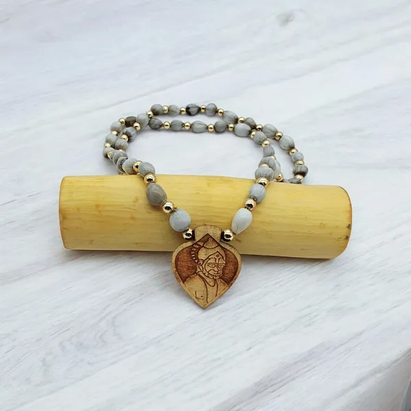Wooden_Carving_Hanuman_ji_Pendant_with_Vaijayanti_Mala_(H.HRT.vj)