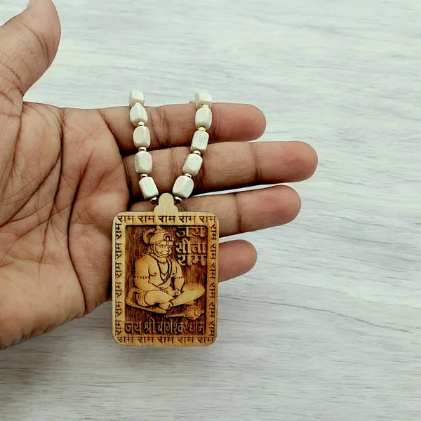 Wooden_Carving_Hanuman_ji_Pendant_with_Mala_(Hanu.M.Squr)