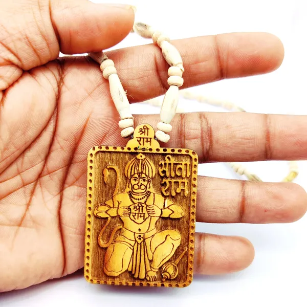 Wooden_Carving_Hanuman_ji_Pendant_with_Tulsi_Kanthi_Mala_(Hanu.V2.T1)