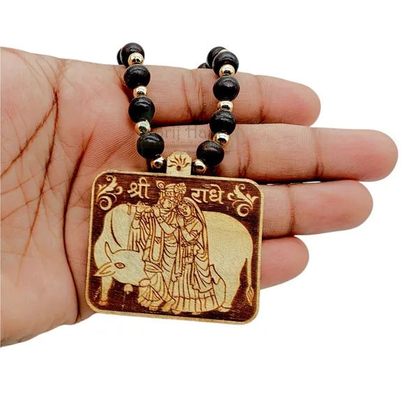 Wooden_Carving_Radha_Krishna_pendant_with_Lal_Chandan_chain_(RKcow.Lal.Chn)