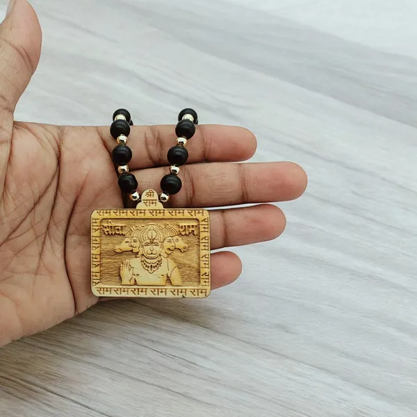 Wooden_Carving_Five_Face_Hanuman_pendant_with_Black_crystal_chain_(5F.H.Bcry)