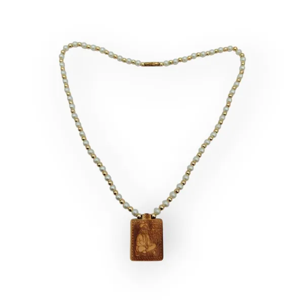 Wooden_Carving_Hanuman_ji_Pendant_with_White_Pearl_mala_(Hanu.S.Wcry)