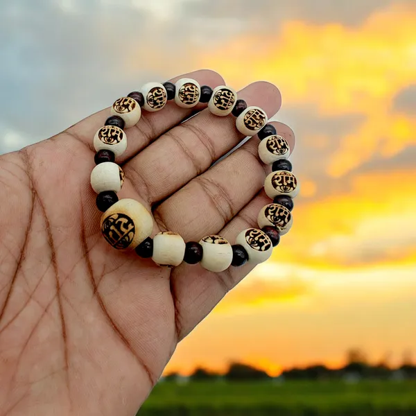 Ram_Carving_beads_Bracelet,_Unisex,_Adjustable_(Hre3.V2)