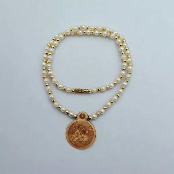 Wooden_Carving_Hanuman_ji_Pendant_with_White_Pearl_mala_(Hanu.R.Wcry)