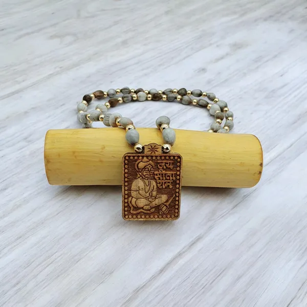 Wooden_Carving_Hanuman_ji_Pendant_with_Vaijayanti_Mala_(Hanu.s.vj)