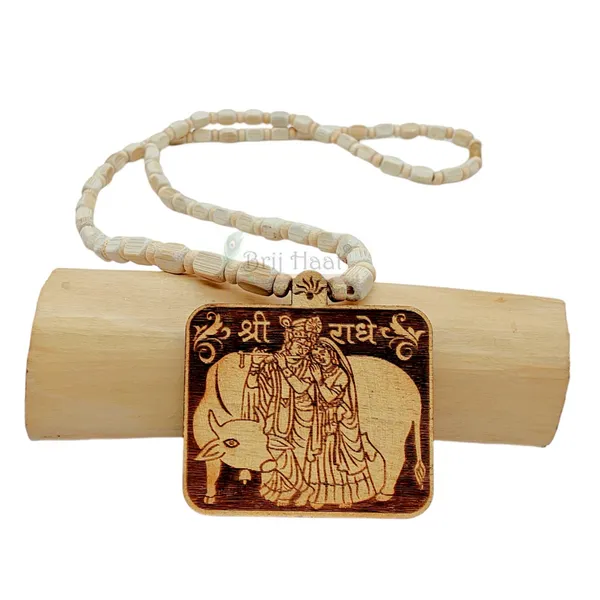 Wooden_Carving_Radha_Krishna_Pendant_with_Tulsi_kanthi_Mala_(Rkcow.W1)