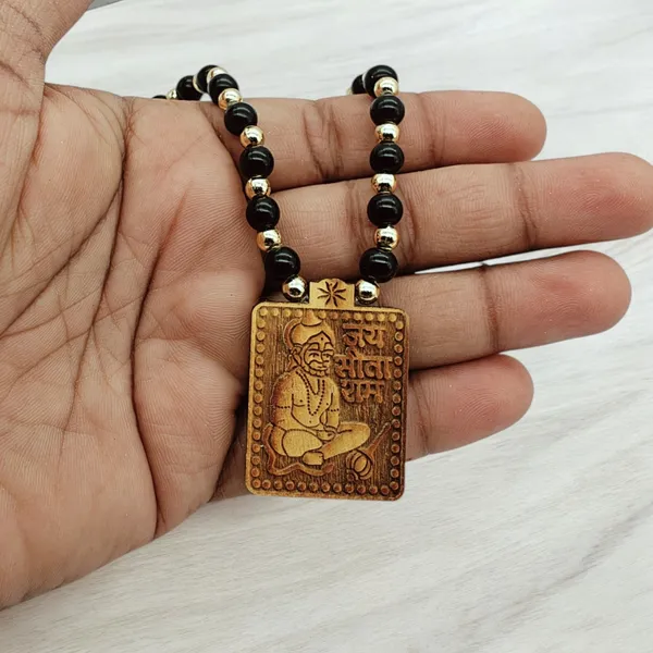 Wooden_Carving_Hanuman_ji_pendant_with_Black_crystal_chain_(Hanu.S.Bcry)