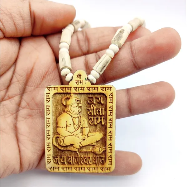 Wooden_Carving_Hanuman_ji_Pendant_with_Tulsi_Kanthi_Mala_(Hanu.M.T2)
