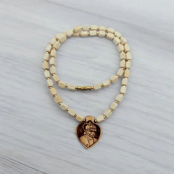 Wooden_Carving_Hanuman_ji_Pendant_with_Mala_(H.HRT.Squr)