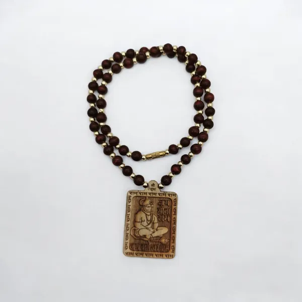 Wooden_Carving_Hanuman_Ji_pendant_with_Lal_Chandan_chain_(Hanu.M.Lal.Chn)