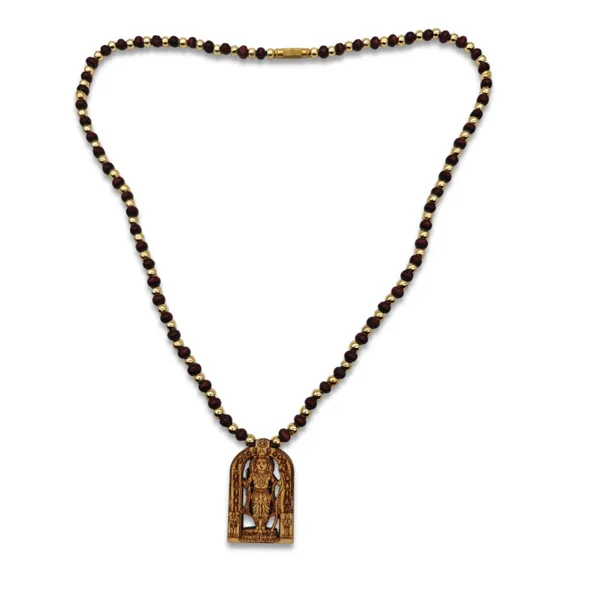 Wooden_Carving_Shree_Ram_Lala_pendant_with_Lal_Chandan_chain_(Ram.Lal.Chn)