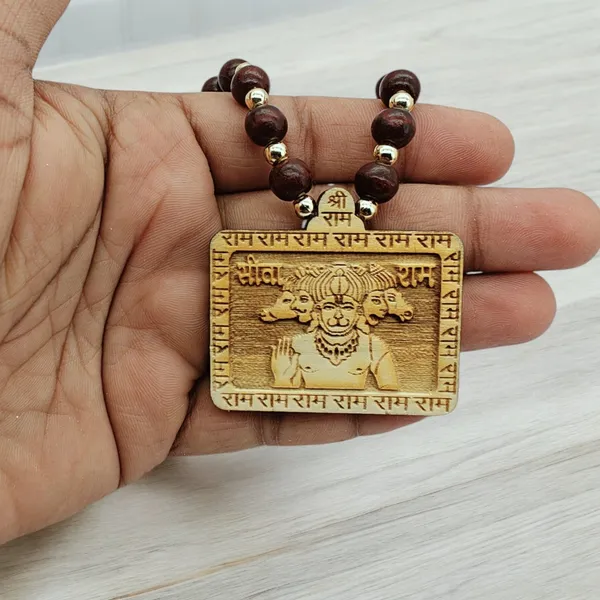 Wooden_Carving_Five_Face_Hanuman_ji_pendant_with_Lal_Chandan_chain_(5F.H.Lal.Chn)